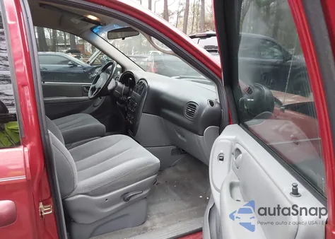 2005 Dodge Grand Caravan Sxt from USA, damaged, VIN 2D4GP44L45R448988